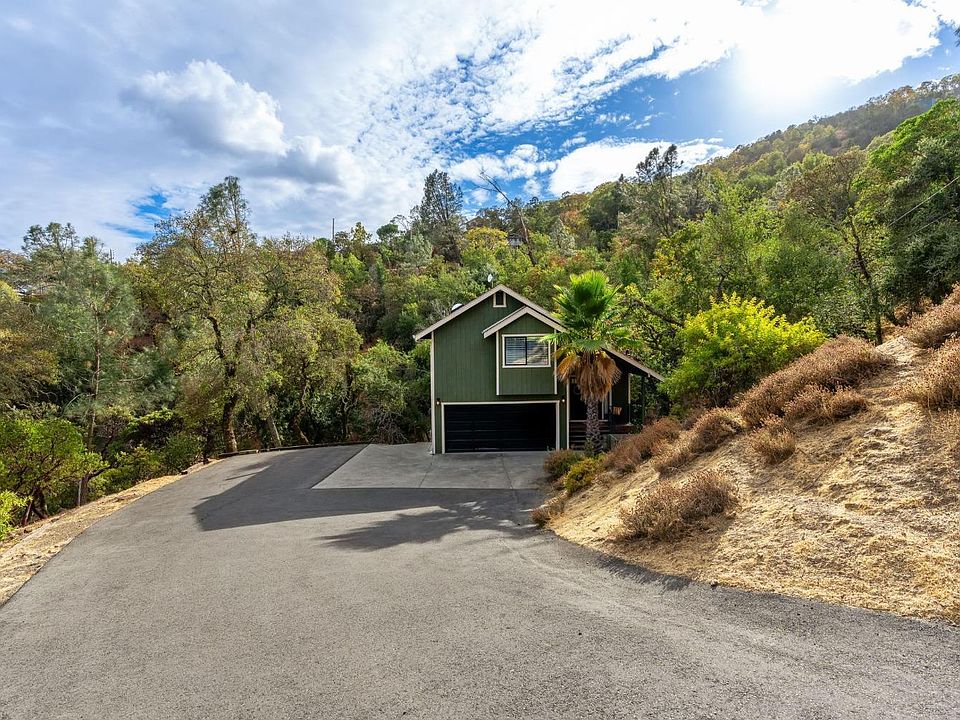 1st image of 30 Beechwood Court