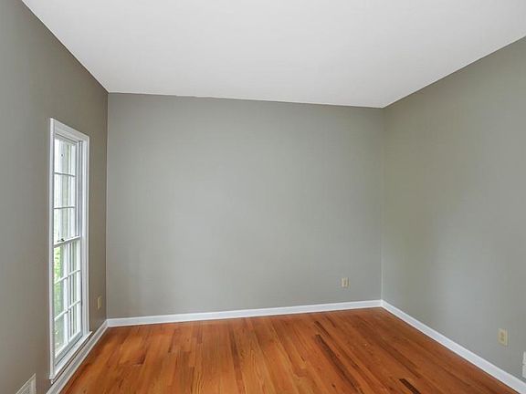 5th image of 9400 Fairfield Pkwy