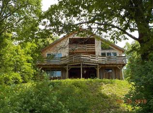 7 Chapel Dr, Valatie, NY 12184