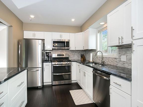 3rd image of 16506 Terrey Pine Dr