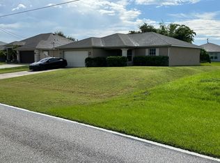 1236 N Gator Cir, Cape Coral, FL 33909