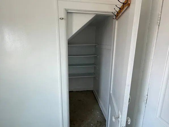 (undisclosed Address), Dearborn, MI 48126