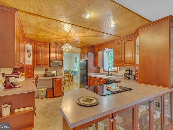 5th image of 38060 Indian Creek Dr