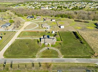 112 Harli Dr, Trenton, TX 75490