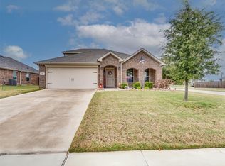 131 Lariat Trl, Waxahachie, TX 75165