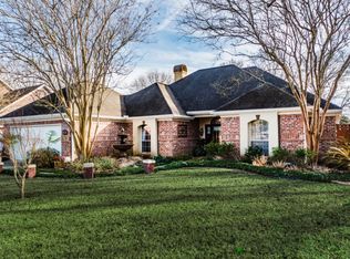107 Oxford Ln, Lafayette, LA 70506