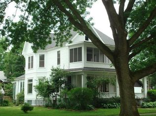 801 W Park Ave APT 2, Champaign, IL 61820