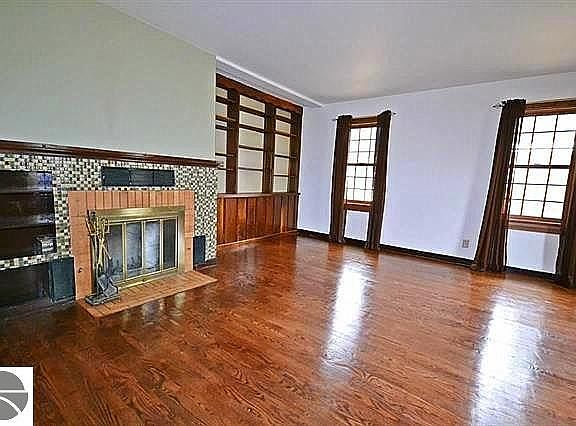 4th image of 506 E Chapin St