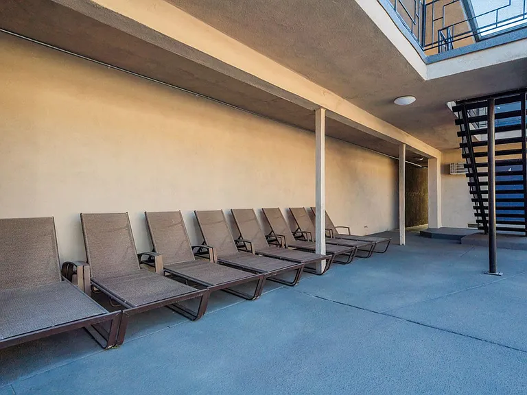 Chateau 16700 Devonshire Apartments, LLC — Photo 11