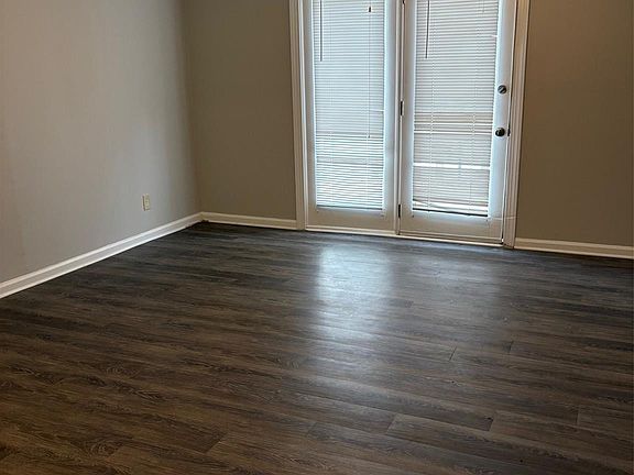 3rd image of 1786 Ebenezer Rd APT H