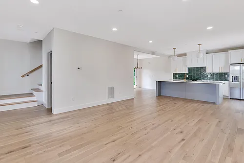 527 Oneal St #A Photo 1