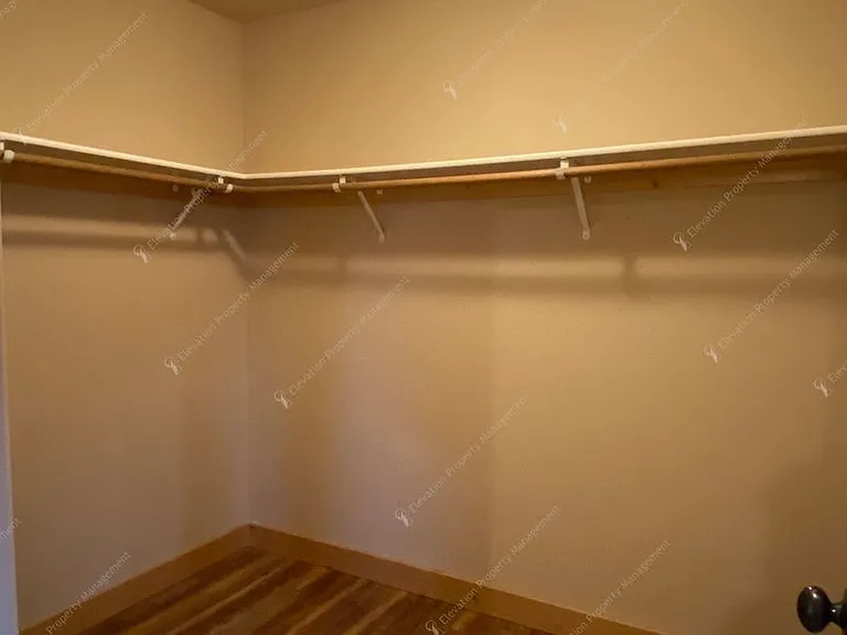 20187 Merriewood Ln — Photo 16