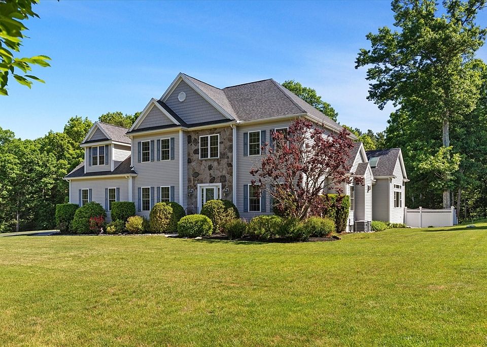 1st image of 71 Silver Fox Rd
