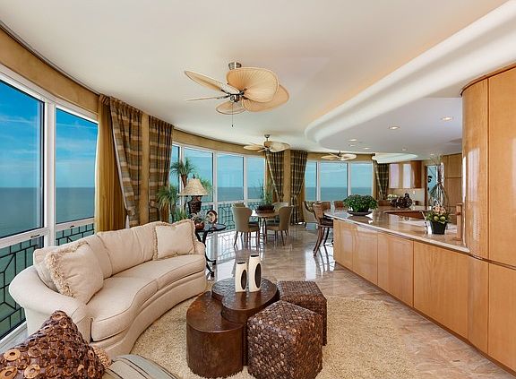 5th image of 4601 Gulf Shore Blvd N