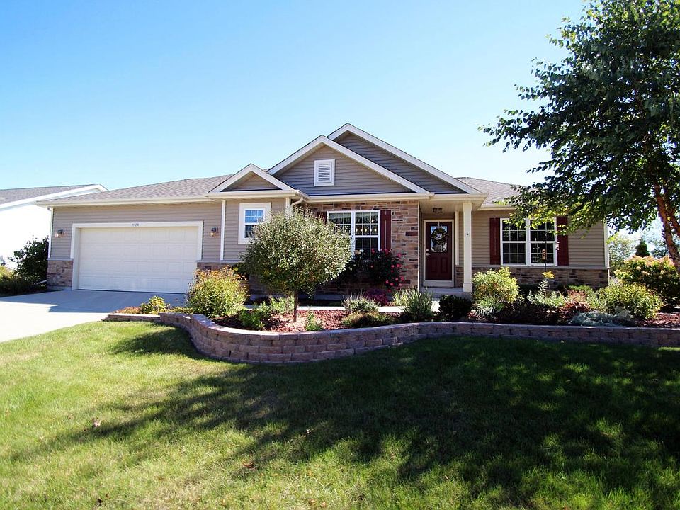 1st image of 1129 Red Oak Cir