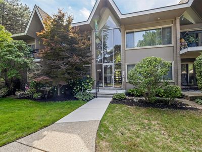 1975 Klingensmith Rd Unit 25, Bloomfield Hills, MI, 48302