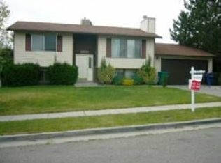 5257 W Begonia Cir, West Jordan, UT 84081