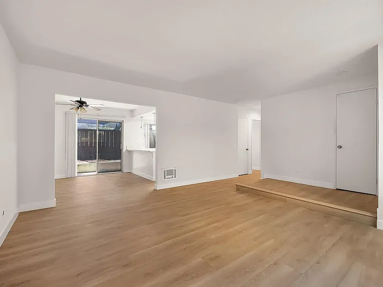 7982 Mission Center Ct #C — Photo 9