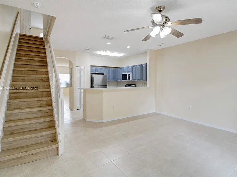 2205 SE 23rd Rd — Photo 17