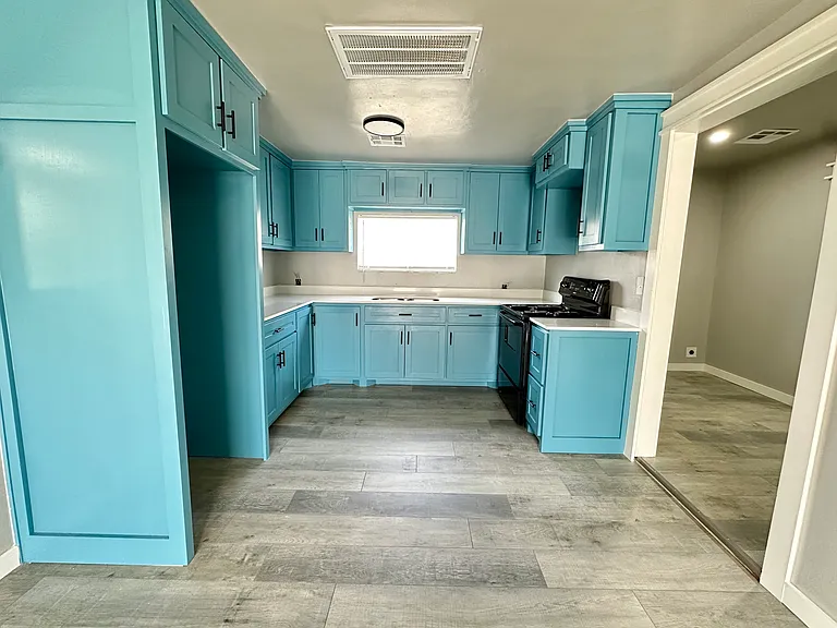 1717 NW Smith Ave — Photo 8