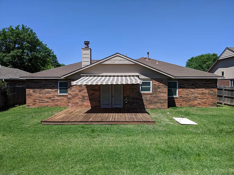 301 S Abbey Ln — Photo 6