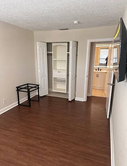 3333 NE 33rd St #101 — Photo 3