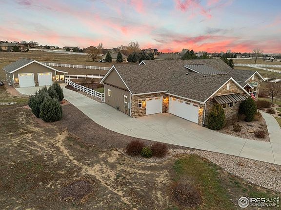 2nd image of 39884 Ridgecrest Ct