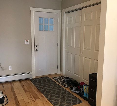 Mudroom w/ access to garage