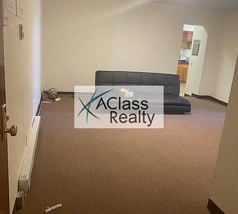 4th image of 32-30 Steinway St #2R