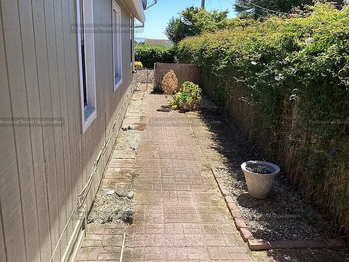 722 Liberty Rd — Photo 14