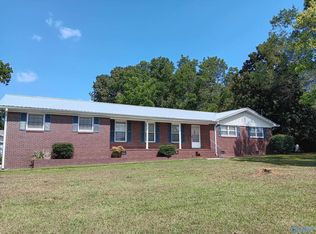 1604 Cedar Bend Rd N, Southside, AL 35907