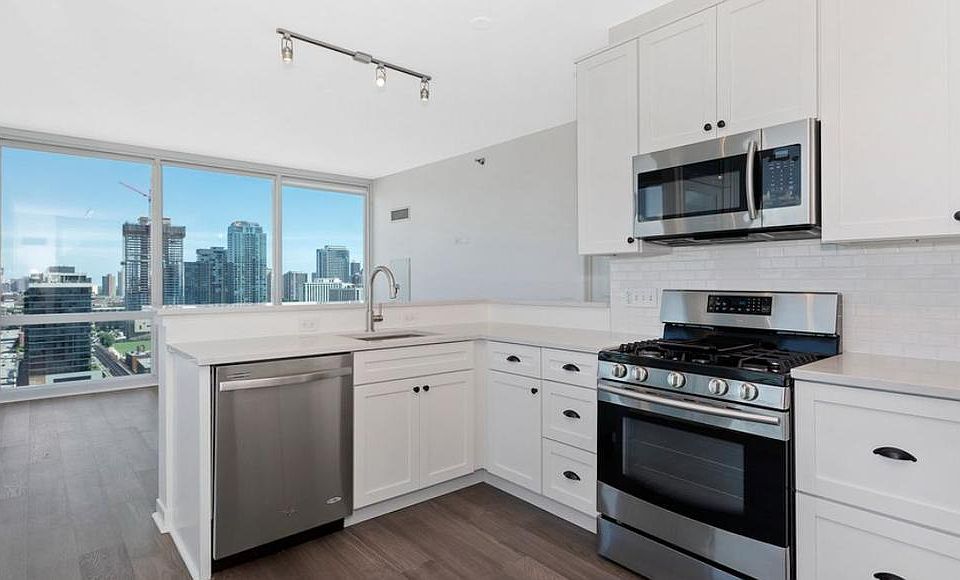 1st image of 775 N Orleans St APT 1