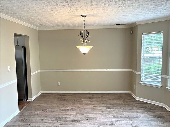 3rd image of 2773 Brandon Lake Dr
