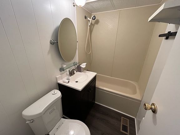 4th image of 848 Royal Palm Dr