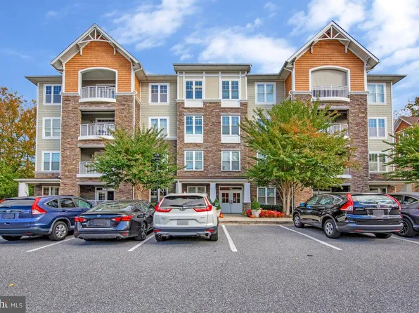 11 Clay Lodge Ln Unit 204, Baltimore, MD 21228