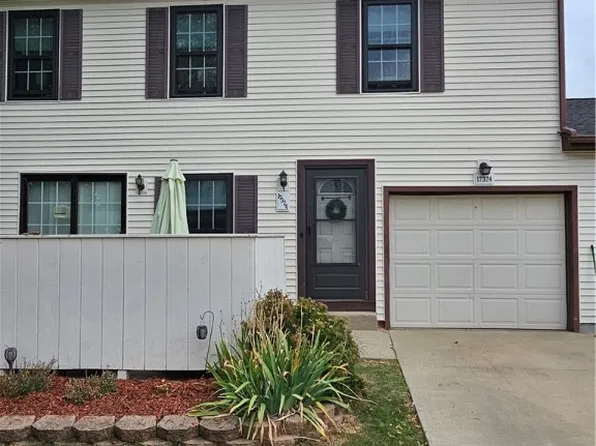 17324 Independence Ct, Brook Park, OH 44142