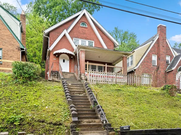 1962 McNary Blvd, Pittsburgh, PA 15221