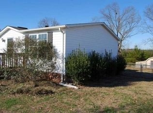 3698 Silver St, Claremont, NC 28610