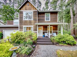 8872 NE Lacey St, Indianola, WA 98342