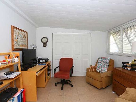 2nd image of 303 Avocado Dr
