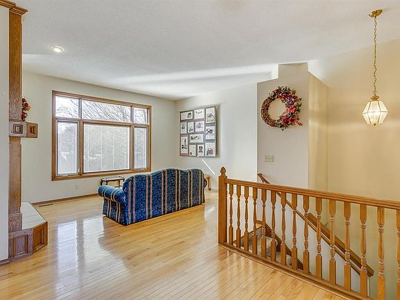 4th image of 7637 W Oneil St