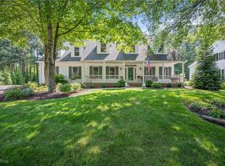 995 Silverberry Ln, Hudson, OH 44236