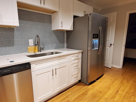 5th image of 225 Beachview Dr NE Floor 225