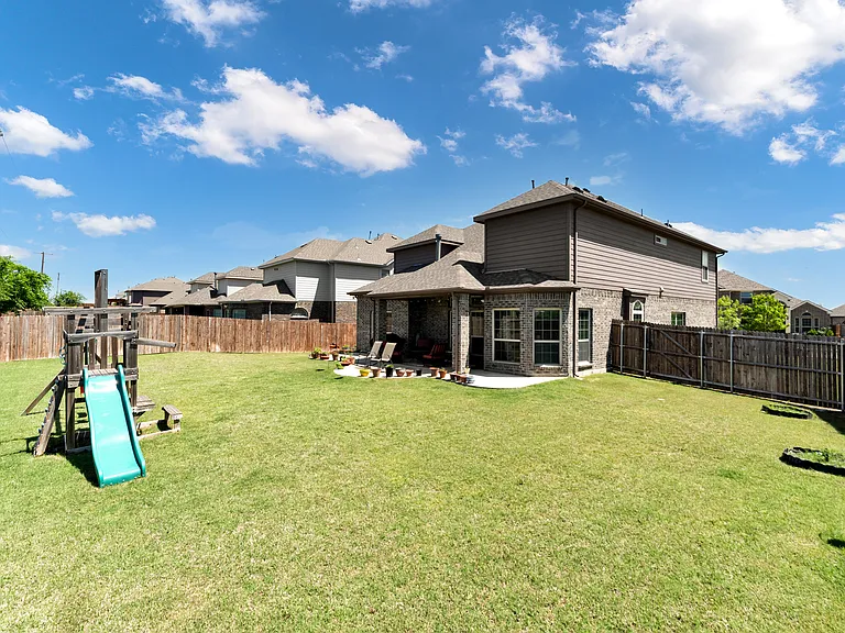 9337 Saltbrush St — Photo 42