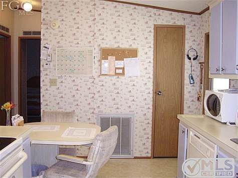 5th image of 3158 Linwood Dr