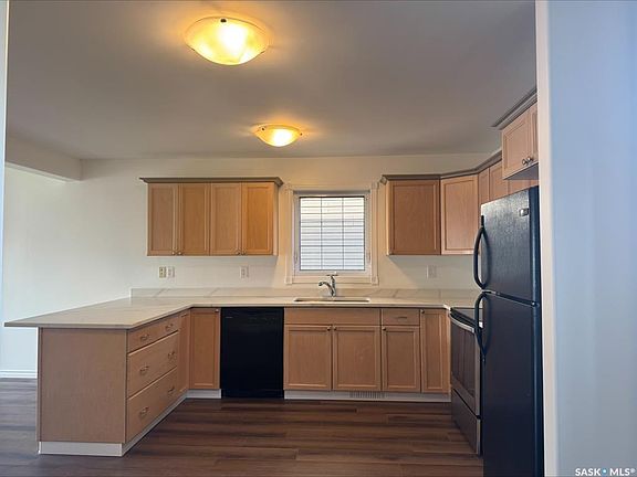 5th image of 114 Meadowlark PARK
