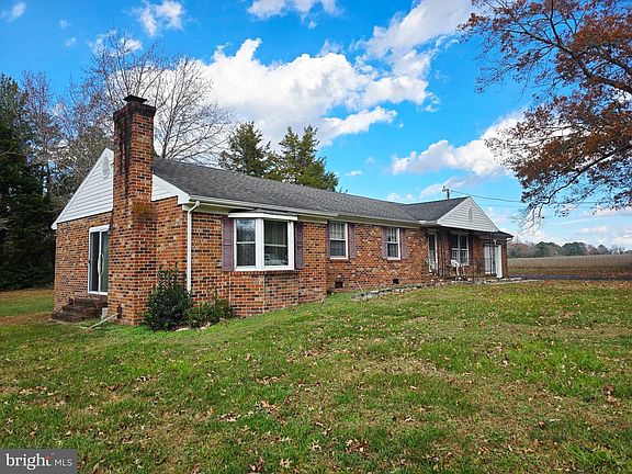 4th image of 658 Islington Rd