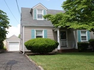 44 Laura Ave, Nutley, NJ 07110