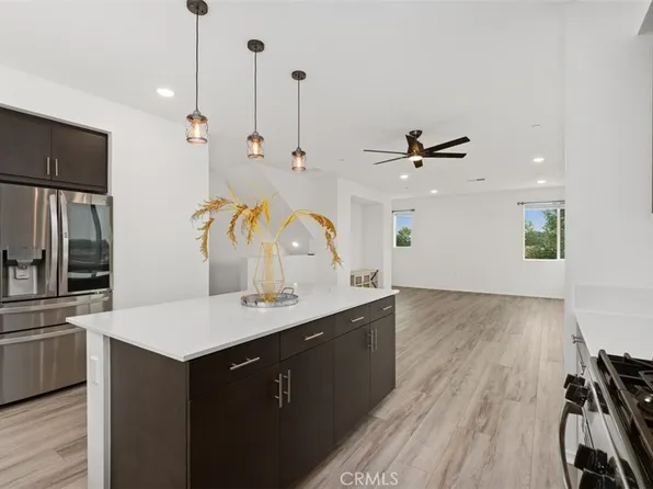 5284 Beachfront Cove St #251, San Diego, CA 92154