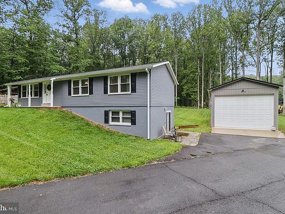 4th image of 1400 Spring Lake Dr